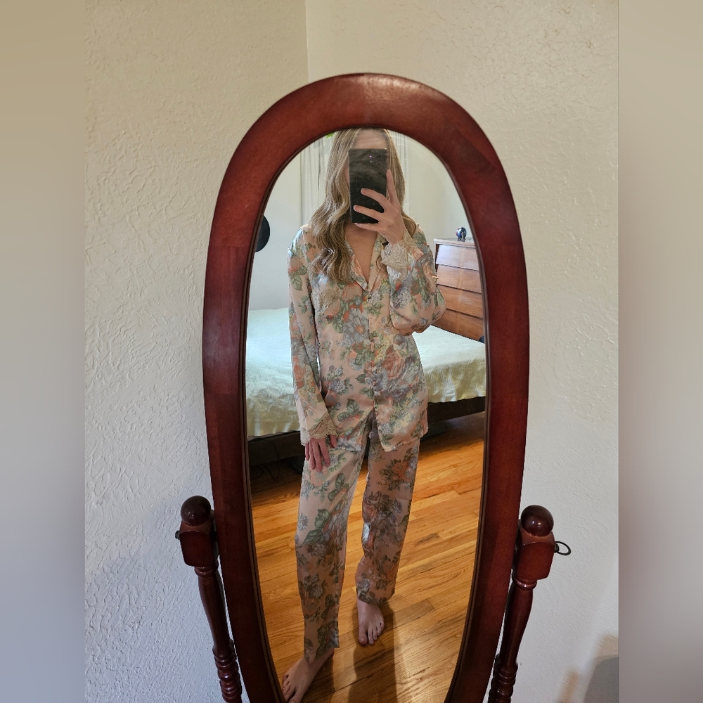 Rare Vintage Victoria's Secret Pajama Set